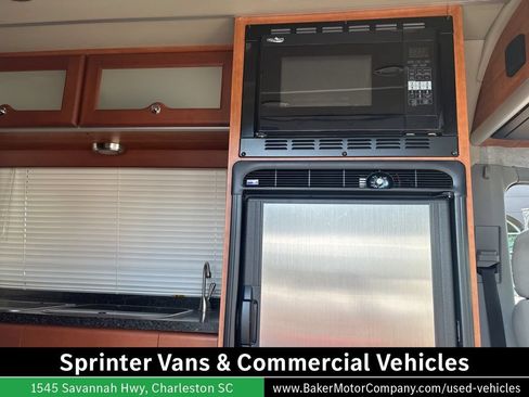 Used 2016 Mercedes-Benz Sprinter 3500 image 43