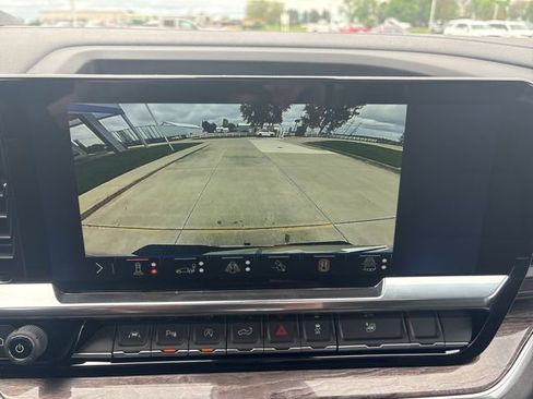 New 2026 Chevrolet Silverado 1500 LTZ w/ LTZ Premium Package AWD/4WD image 39