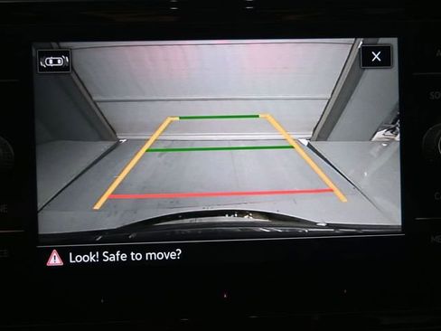 Certified 2023 Volkswagen Atlas Cross Sport SE image 6