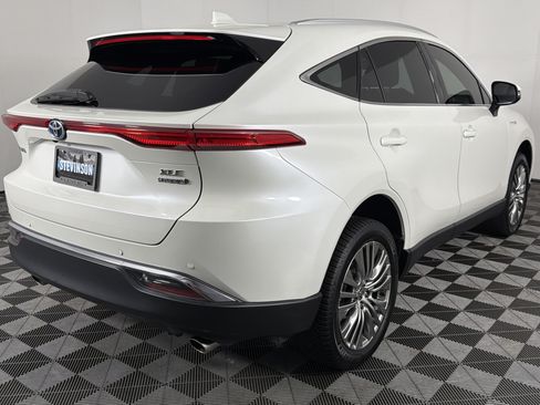 Used 2021 Toyota Venza XLE w/ Softex Package AWD/4WD image 27