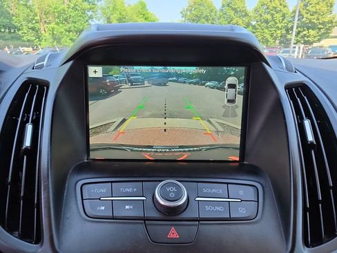 Used 2019 Ford Escape SEL FWD image 20