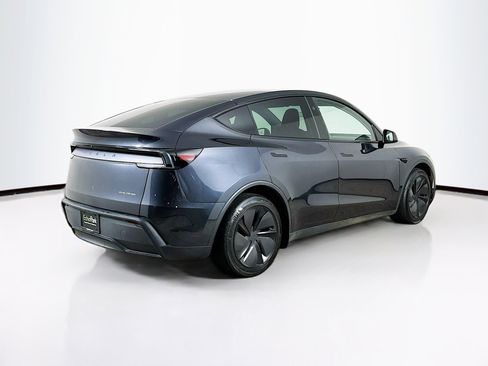 Used 2026 Tesla Model Y Long Range AWD/4WD image 9