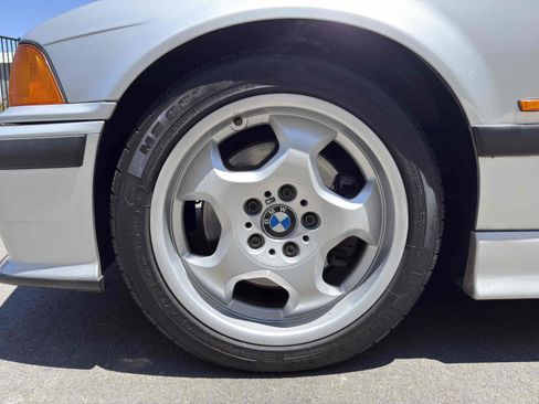 Used 1998 BMW M3 Coupe RWD image 30
