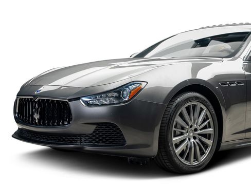 Used 2017 Maserati Ghibli RWD image 15