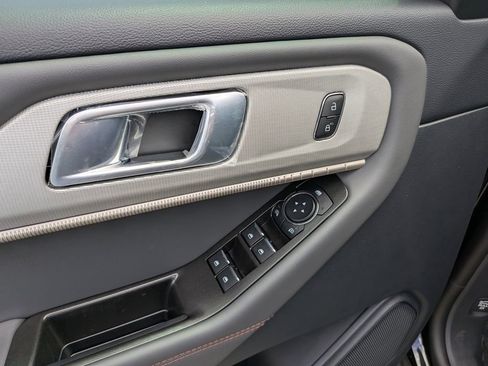 New 2026 Ford Explorer Active image 17