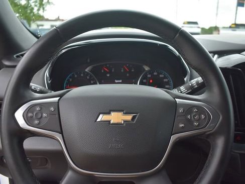 Certified 2023 Chevrolet Traverse LT FWD image 31