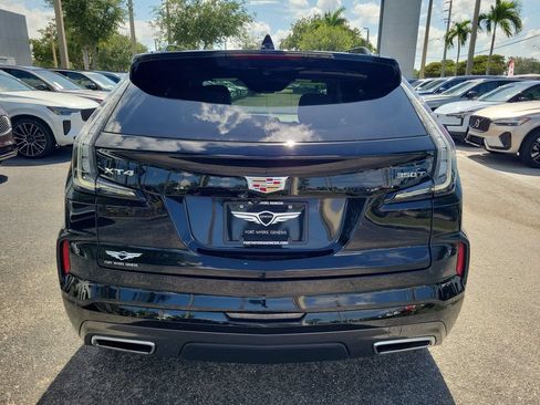 Used 2024 Cadillac XT4 Sport FWD image 3