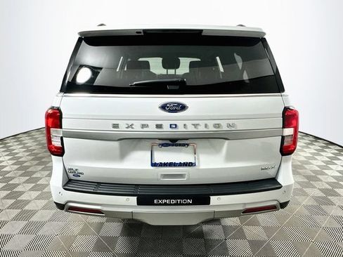 Used 2023 Ford Expedition Max XLT RWD image 4