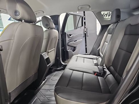 Certified 2026 Chevrolet Trax ACTIV w/ Driver Confidence Package FWD image 17
