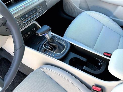 Used 2026 Hyundai Kona SEL Sport FWD image 15