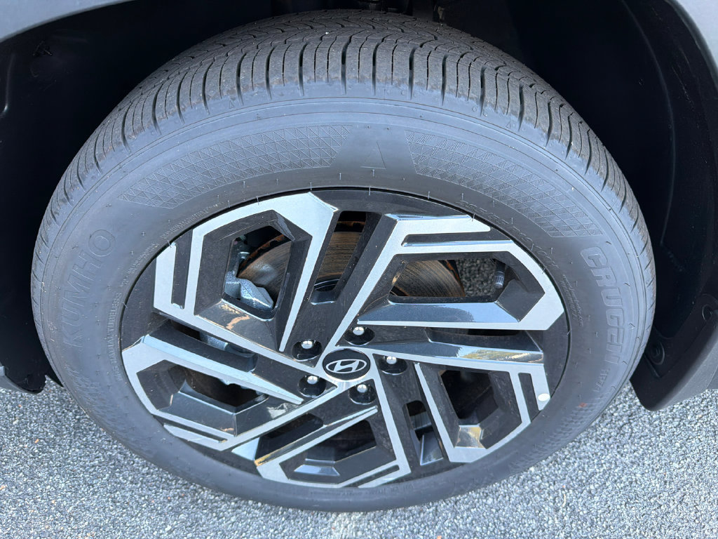 New 2026 Hyundai Tucson Limited FWD image 11