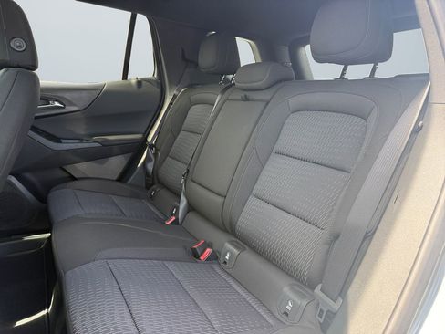 New 2026 Chevrolet Equinox LT AWD/4WD image 13