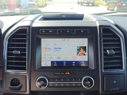 Used 2021 Ford Expedition Limited image 18