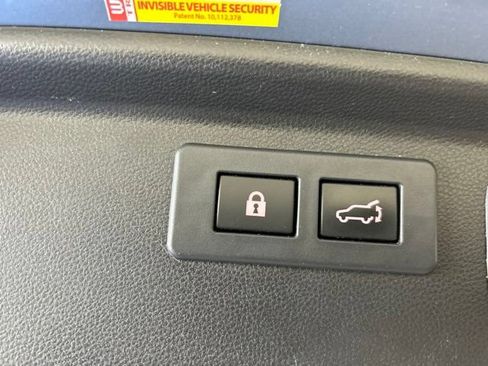 Used 2021 Subaru Forester Premium AWD/4WD image 30