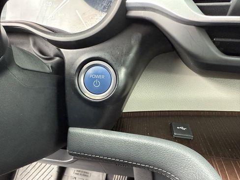 Certified 2023 Toyota Sienna XLE image 26