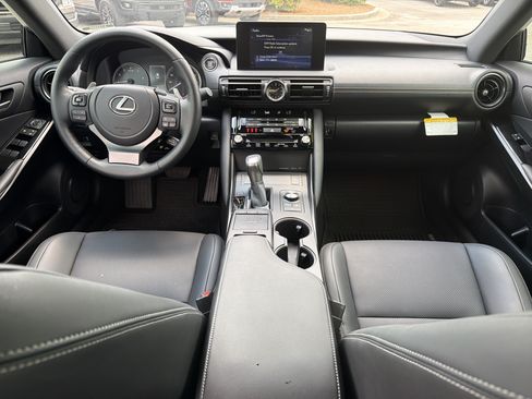Used 2025 Lexus IS 350 F Sport RWD image 4