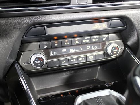 Used 2023 MAZDA CX-9 Touring image 24