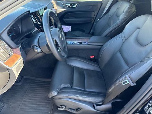 Used 2023 Volvo XC60 T8 Ultimate w/ Climate Package image 22