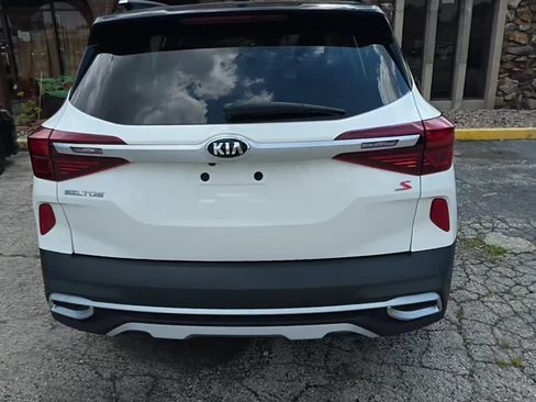 Used 2021 Kia Seltos S AWD/4WD image 4