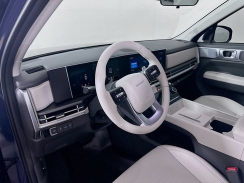 Certified 2026 Hyundai Santa Fe SEL FWD image 9