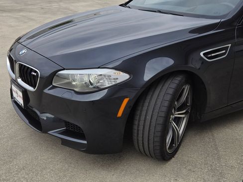 Used 2013 BMW M5 RWD image 59