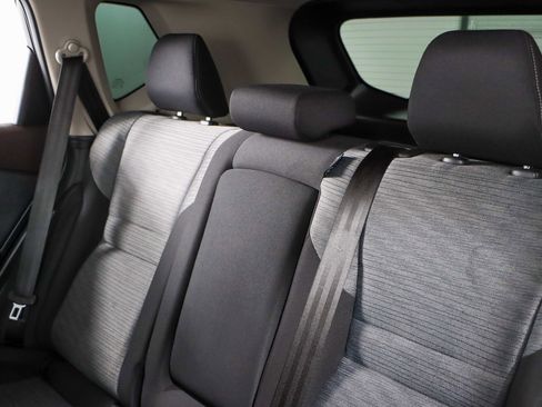 Used 2023 Nissan Rogue SV image 24