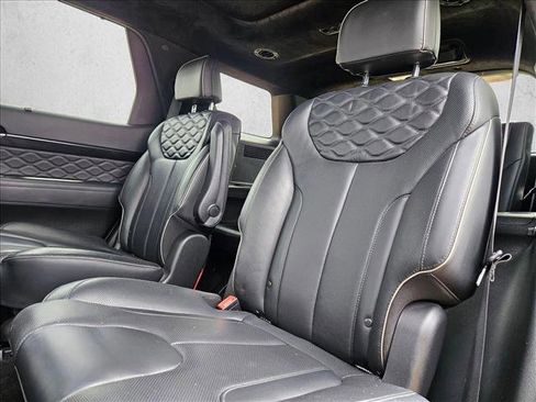 Used 2021 Hyundai Palisade Calligraphy image 18