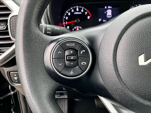 Used 2022 Kia Soul LX w/ Technology Package FWD image 23