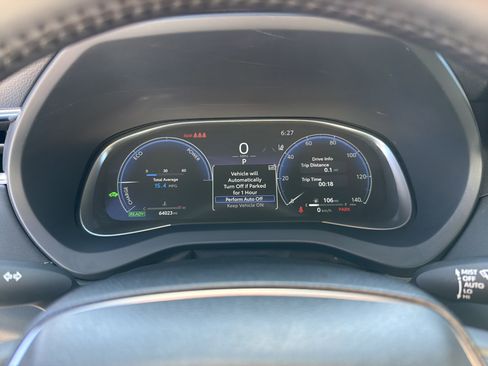 Certified 2023 Toyota Venza Limited image 12