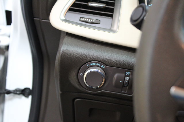 Used 2017 Buick Verano FWD image 15