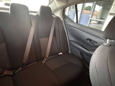 Used 2025 Nissan Sentra SV FWD image 31