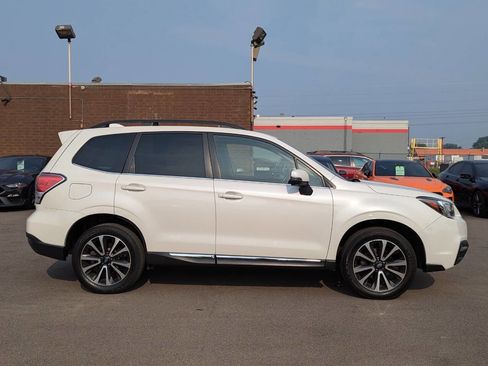 Used 2018 Subaru Forester 2.5i Touring image 3