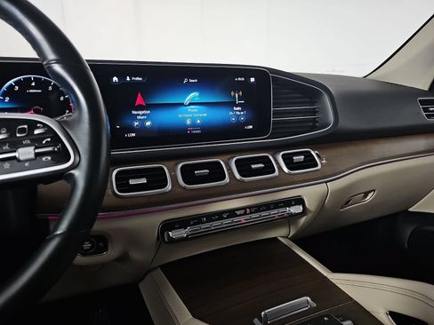 Used 2021 Mercedes-Benz GLE 350 w/ Premium Package image 20