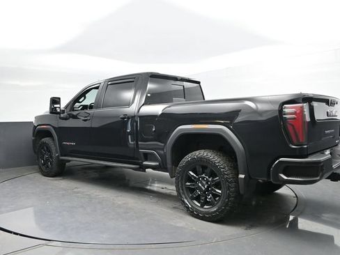 Used 2024 GMC Sierra 3500 AT4 w/ AT4 Premium Plus Package AWD/4WD image 10
