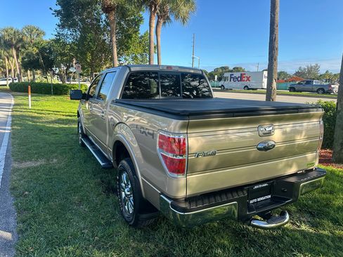 Used 2011 Ford F150 Lariat w/ Lariat Chrome Pkg image 8