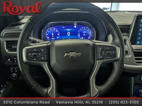 Used 2023 Chevrolet Tahoe Z71 w/ Luxury Package AWD/4WD image 24