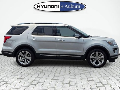 Used 2019 Ford Explorer Limited w/ Class III Trailer Tow Package AWD/4WD image 4
