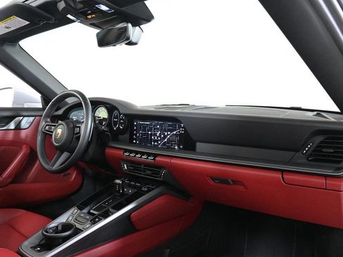 Certified 2024 Porsche 911 Targa 4S image 17