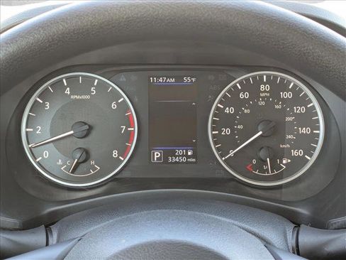 Used 2025 Nissan Sentra S image 11