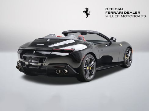 Certified 2024 Ferrari Roma Spider image 7