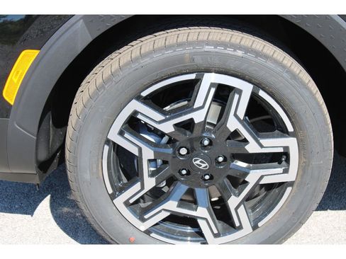Used 2025 Hyundai Santa Cruz Limited image 7