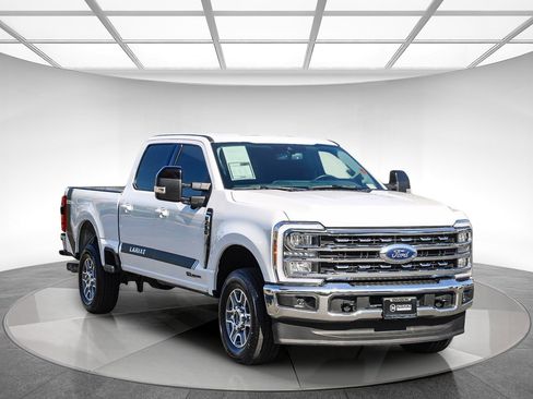 Used 2024 Ford F250 Lariat image 5