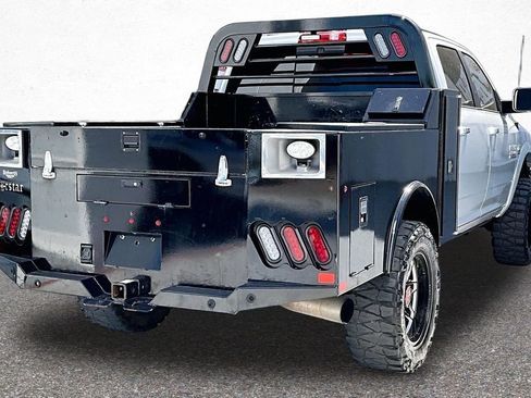 Used 2017 RAM 2500 Laramie AWD/4WD image 6