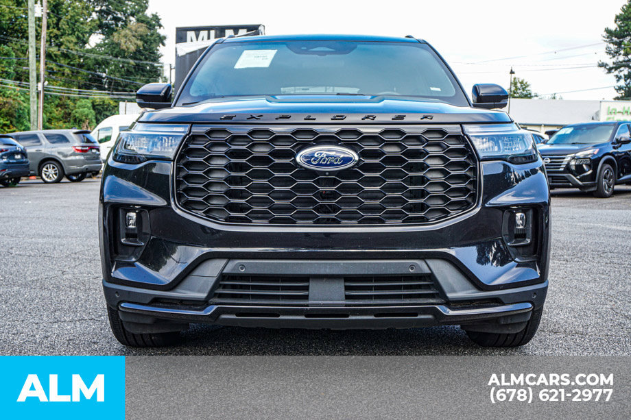 Used 2025 Ford Explorer ST-Line AWD/4WD image 9