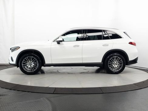 Certified 2026 Mercedes-Benz GLC 300 4MATIC image 4
