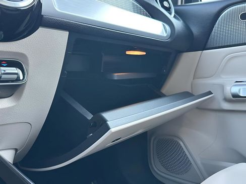 Used 2023 Mercedes-Benz GLB 250 GLB 250 w/ Premium Package image 67