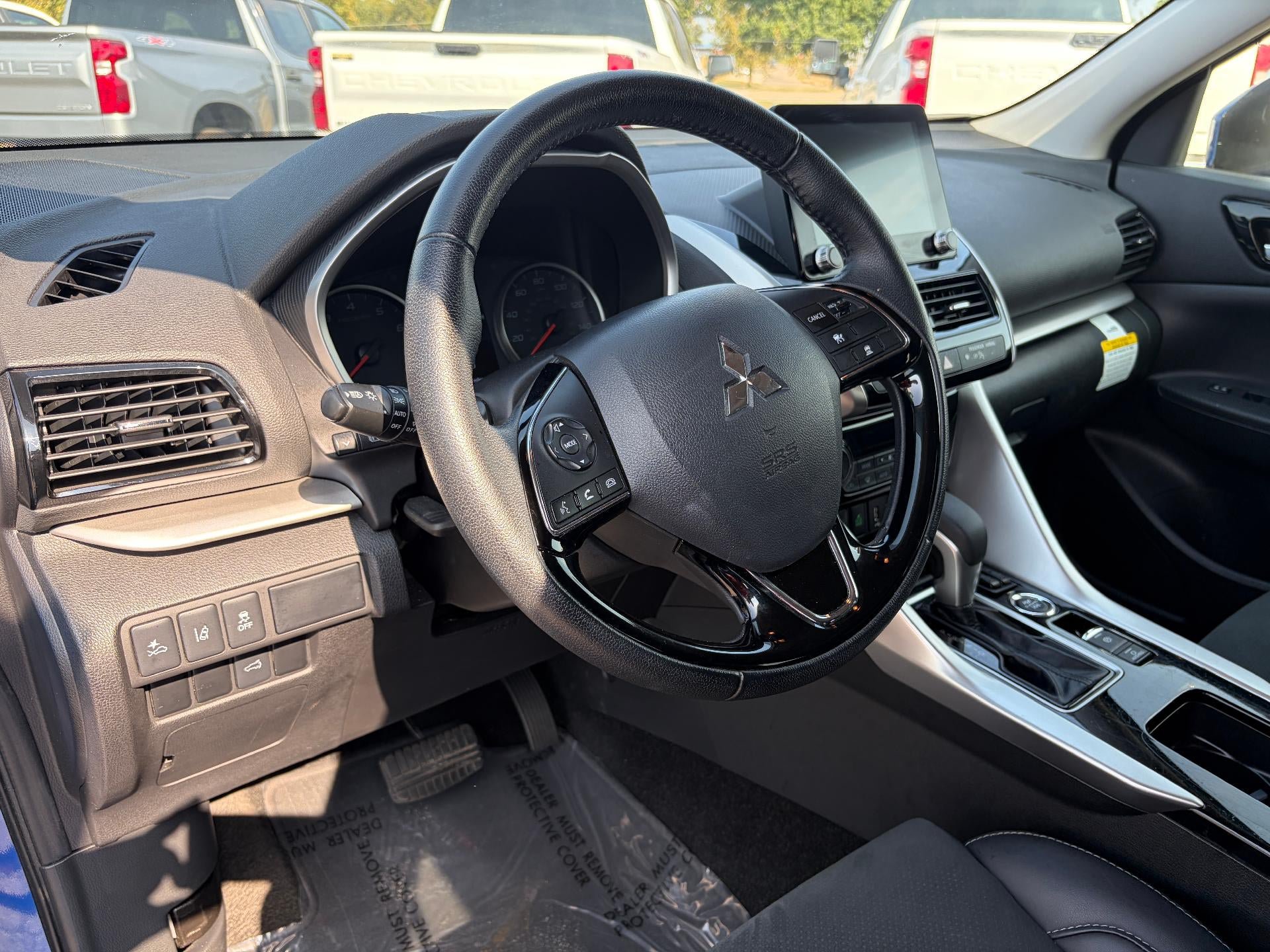 Used 2025 Mitsubishi Eclipse Cross SE AWD/4WD image 19