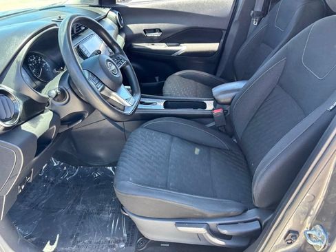 Used 2023 Nissan Kicks SV FWD image 17