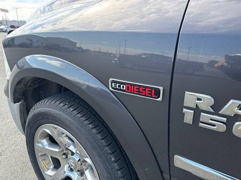 Used 2015 RAM 1500 Laramie w/ Convenience Group AWD/4WD image 9