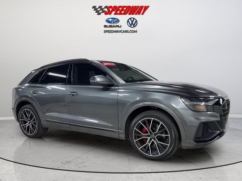 Used 2023 Audi Q8 Premium Plus w/ Premium Plus Package AWD/4WD image 3